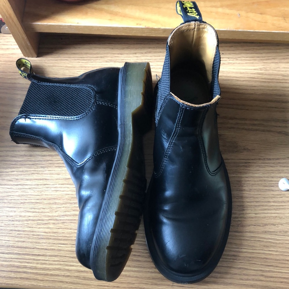 Dr. Martens 2976 Chelsea boots